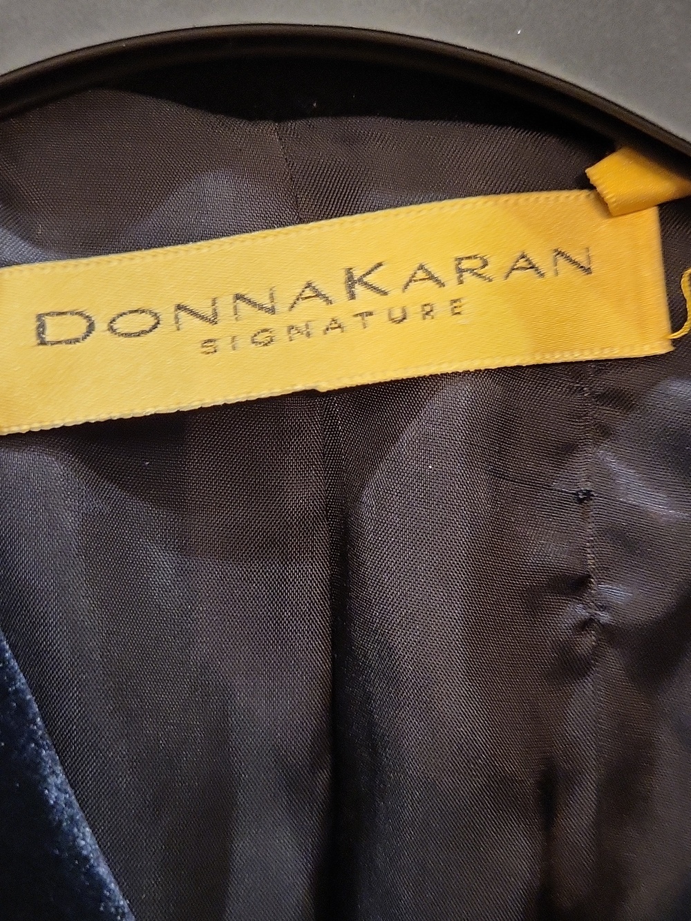 Vintage DONNA KARAN SILK VELVET black Jacket Sz 8 - Picture 3 of 9